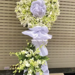 Vòng Hoa Chia Buồn Lan Trắng Tinh Tế