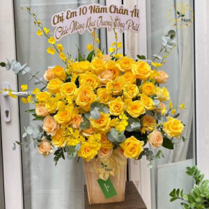 Lẵng Hoa Sinh Nhật Hồng Vàng Vũ Nữ Chân Tình